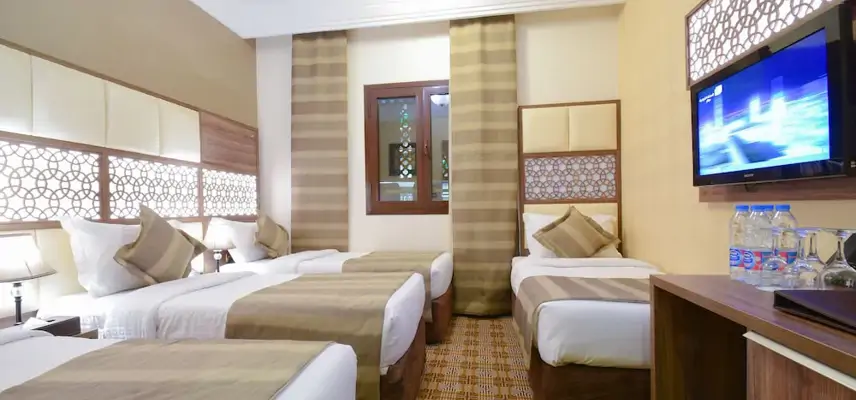 Golden Tulip Al Zahabi image